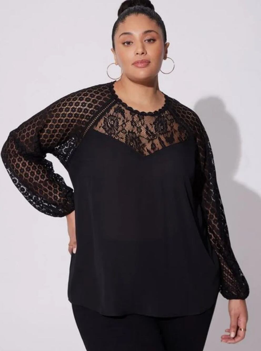 Torrid Women Lace Floral Top Plus Size 1X Witchy Vamp Whimsygoth Georgette Sheer